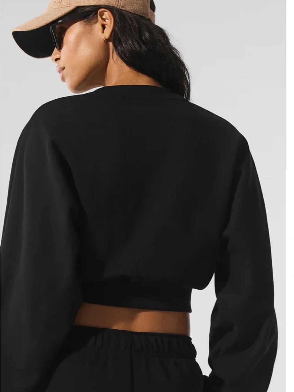 Alo Yoga Cropped Accolade Crewneck Black XXS NWT